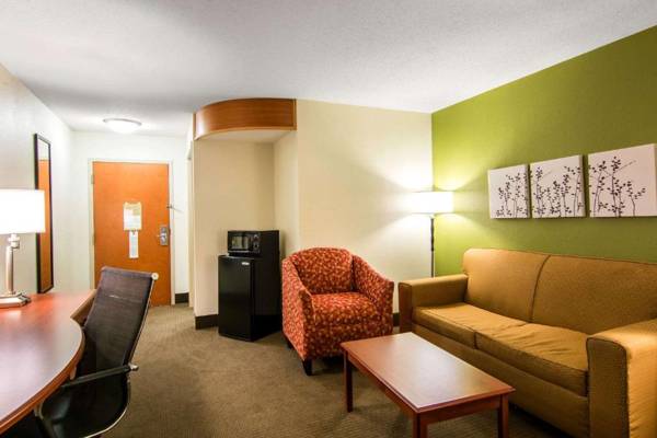 Workspace - Sleep Inn & Suites At Fort Lee