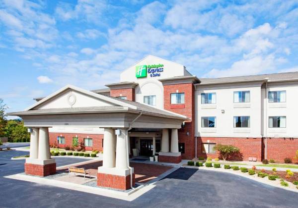 Holiday Inn Express & Suites Rocky Mount Smith Mountain Lake an IHG Hotel