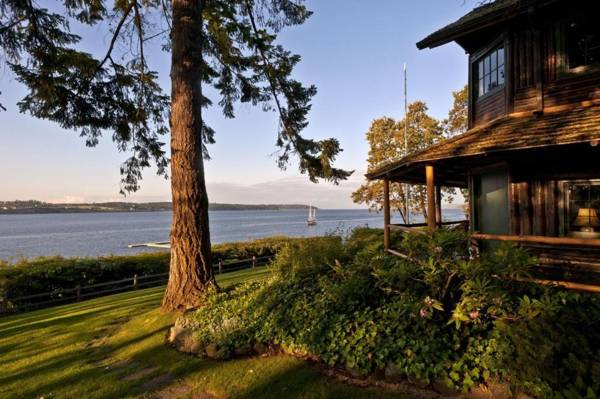 Captain Whidbey Inn