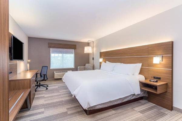 Workspace - Holiday Inn Express Hotel & Suites Eau Claire North an IHG Hotel