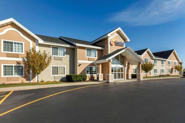 Comfort Inn & Suites Jackson - West Bend