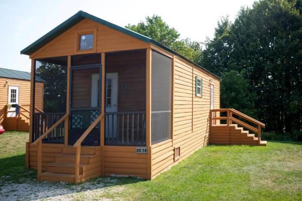 Plymouth Rock Camping Resort Deluxe Cabin 15