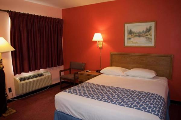 AmeriVu Inn & Suites - St Croix Falls