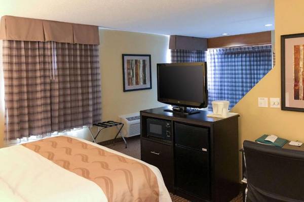 Quality Inn & Suites Sun Prairie Madison East