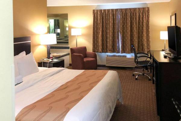 Workspace - Quality Inn & Suites Sun Prairie Madison East