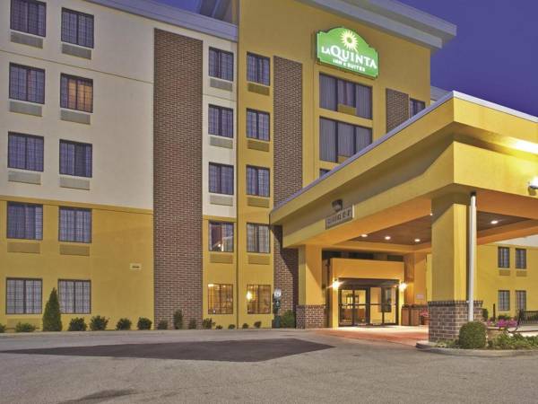 La Quinta Inn & Suites by Wyndham Elkview