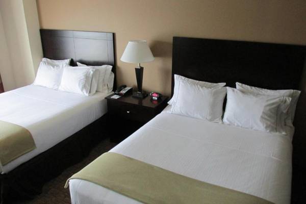 Holiday Inn Express and Suites Wheeling an IHG Hotel