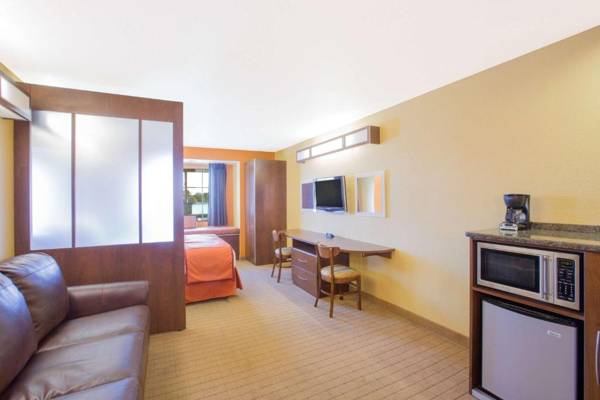 Microtel Inn & Suites by Wyndham Albertville