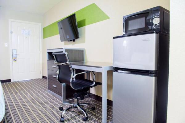 Workspace - Days Inn & Suites by Wyndham Athens