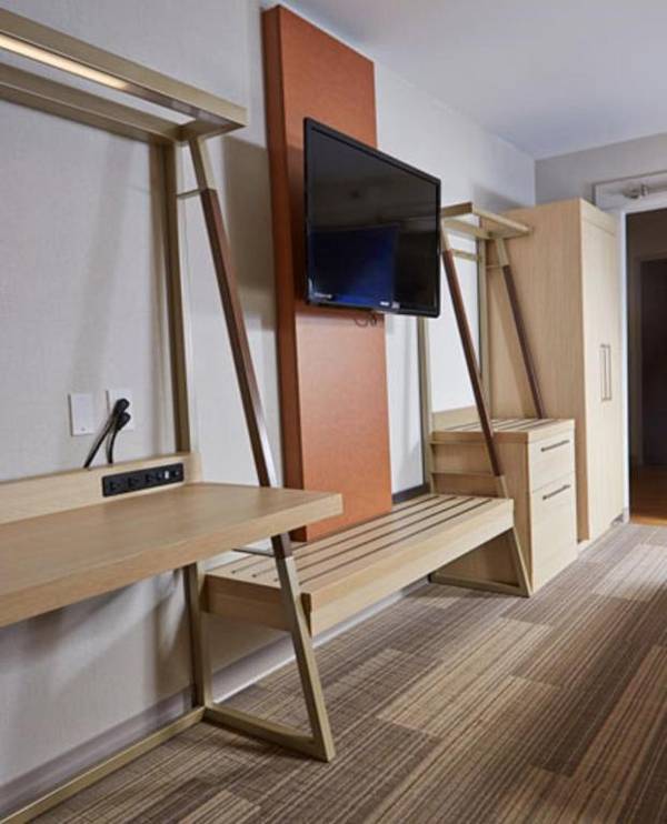 Holiday Inn Express Hotel & Suites Athens an IHG Hotel