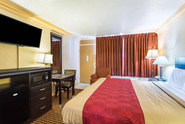 Rodeway Inn & Suites Birmingham I-59 exit 134