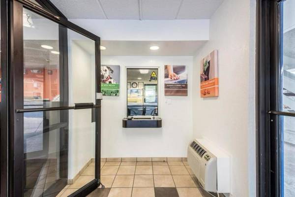 Motel 6-Birmingham AL