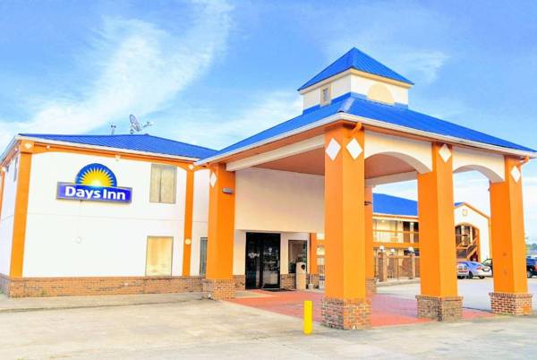 Days Inn by Wyndham Decatur Priceville I-65 Exit 334