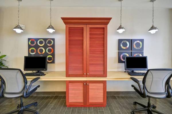 Workspace - Home2 Suites By Hilton Decatur Ingalls Harbor
