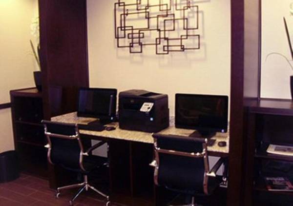 Workspace - Comfort Inn & Suites Dothan East