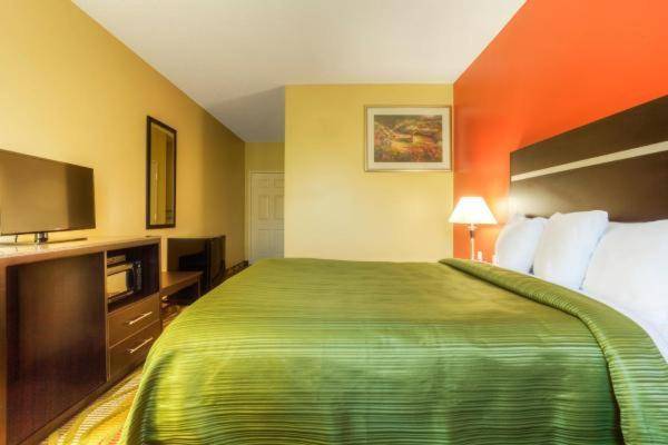 Quality Inn Fort Payne I-59 exit 222