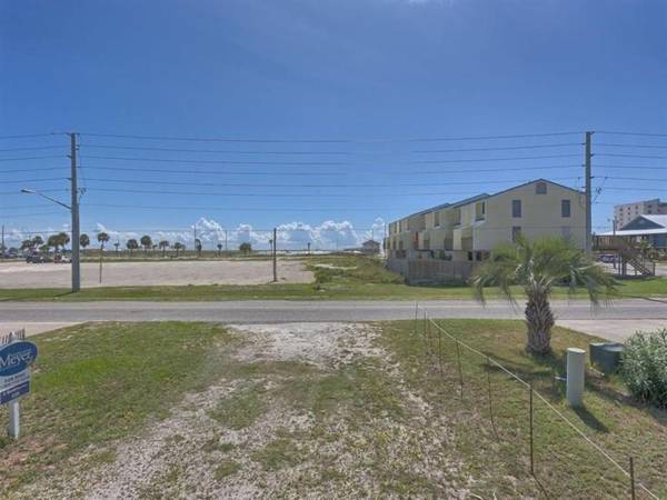 The Purple House by Meyer Vacation Rentals