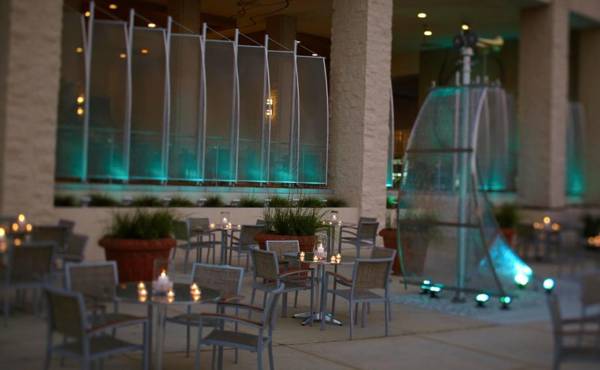 Renaissance Mobile Riverview Plaza Hotel