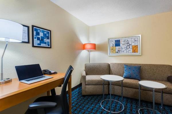 Workspace - Fairfield Inn and Suites Mobile