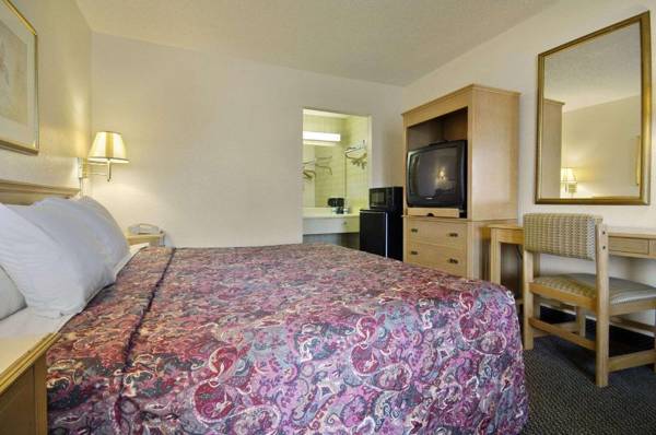 Days Inn & Suites Mobile