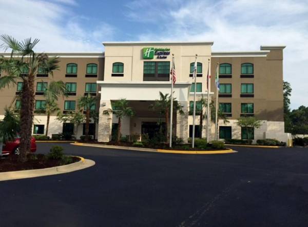 Holiday Inn Express & Suites Mobile West I-10 an IHG Hotel