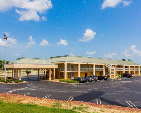 Econo Lodge Inn & Suites Montgomery