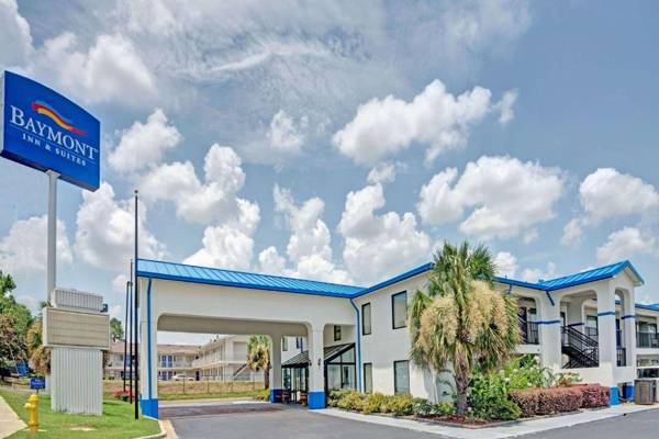 Baymont by Wyndham Montgomery