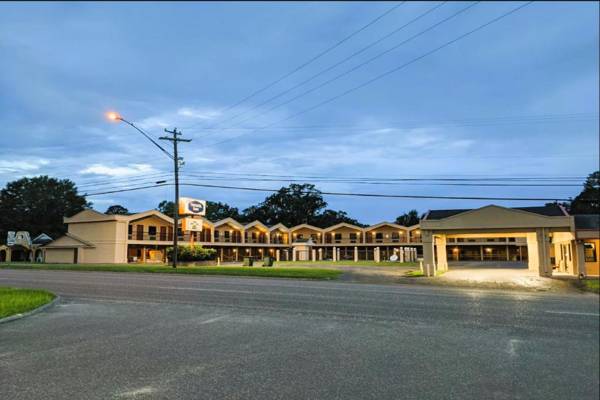 OYO Hotel Opp AL Floral Hwy