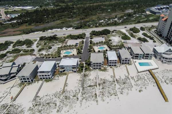 Jenny Lind West by Meyer Vacation Rentals