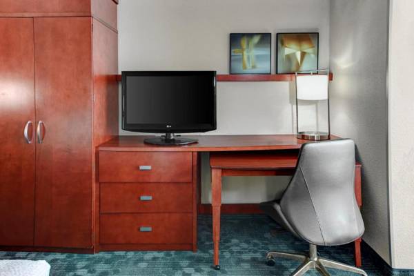 Workspace - Courtyard by Marriott Anniston Oxford