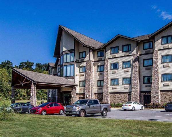 Comfort Inn and Suites Near Lake Guntersville