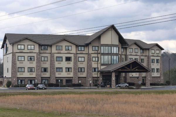 Comfort Inn and Suites Near Lake Guntersville