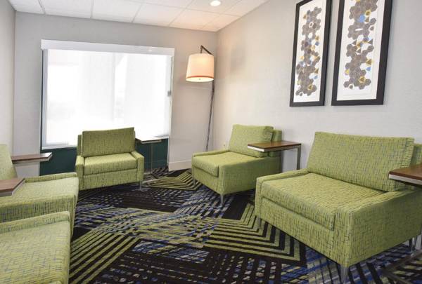 Holiday Inn Express Hotel & Suites Selma an IHG Hotel