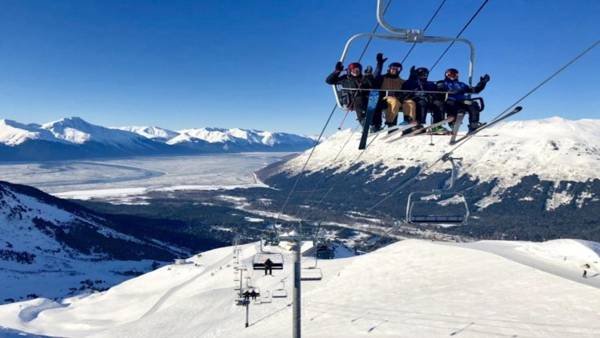 Drift to the Lift - Walk Almost Everywhere at Alyeska Resort from Bright Chalet!