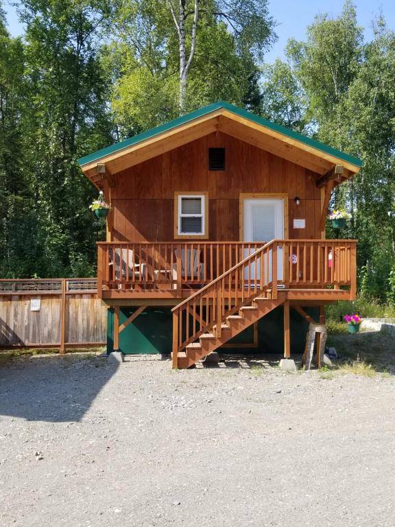 Talkeetna Love-Lee Cabins