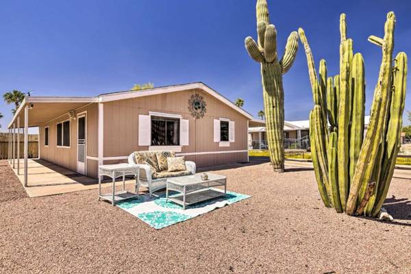 Apache Junction Abode Near Golf and Shopping