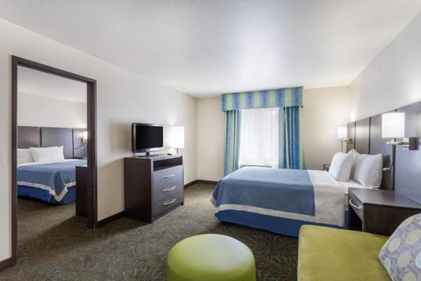 Days Inn & Suites by Wyndham East Flagstaff