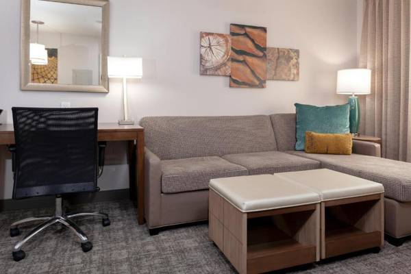 Workspace - Staybridge Suites - Gilbert - East Mesa an IHG Hotel