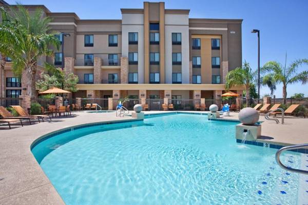 Hampton Inn & Suites Phoenix Glendale-Westgate