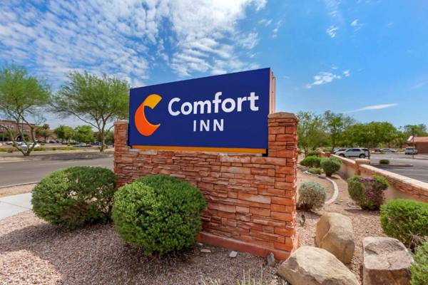 Comfort Inn & Suites North Glendale - Bell Road