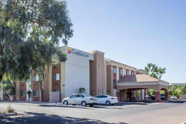 Comfort Inn & Suites North Glendale - Bell Road