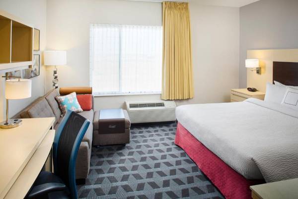Workspace - TownePlace Suites by Marriott Phoenix Goodyear