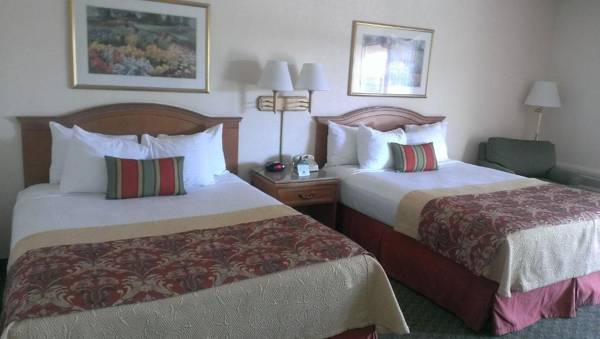 Best Western Plus A Wayfarer's Inn & Suites