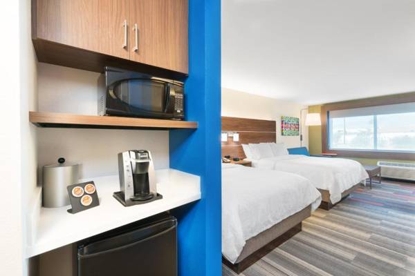 Holiday Inn Express & Suites Lake Havasu - London Bridge an IHG Hotel