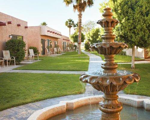 Comfortable Adobe-style Accomodations on Western Edge of Arizona