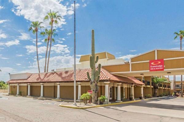 Econo Lodge Inn & Suites Mesa