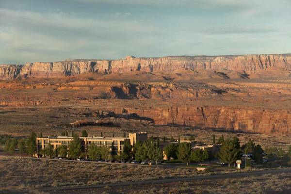 Courtyard Page at Lake Powell