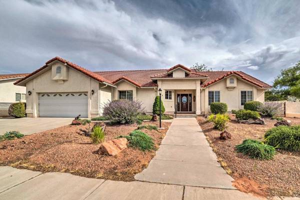 Page Home with Waterfall about 2 Mi to Lake Powell!