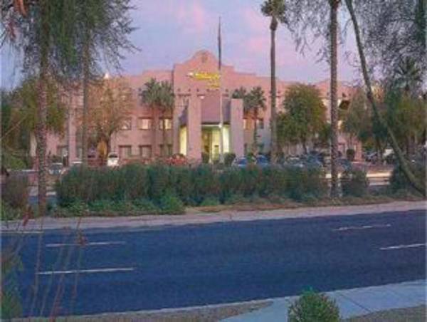 Lexington Inn and Suites - Goodyear-West Phoenix