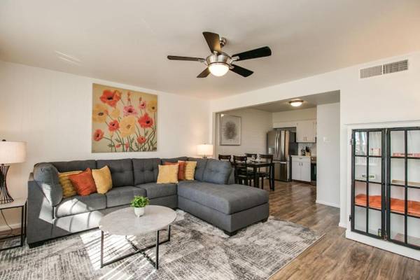 Cozy Arcadia Hideaway wCharm & Style